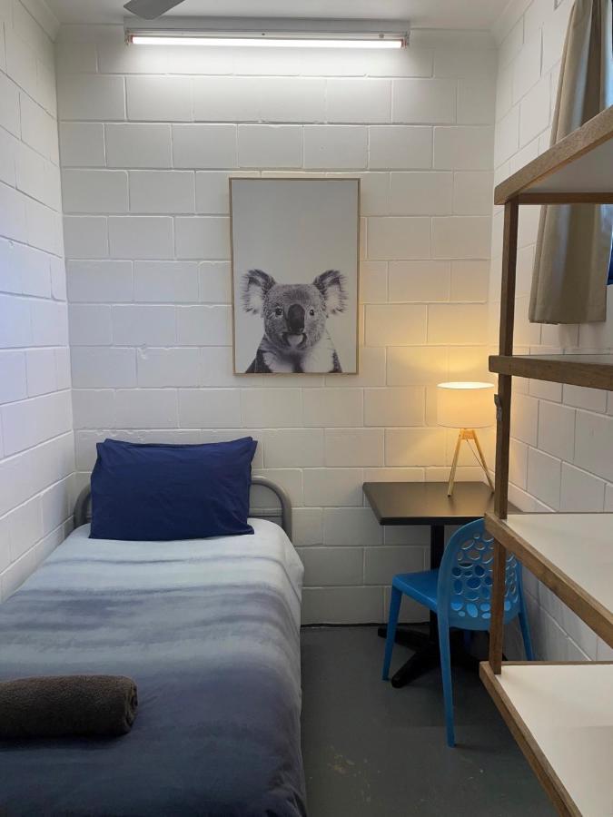 Yha Coolangatta Gold Coast Hostel Екстериор снимка