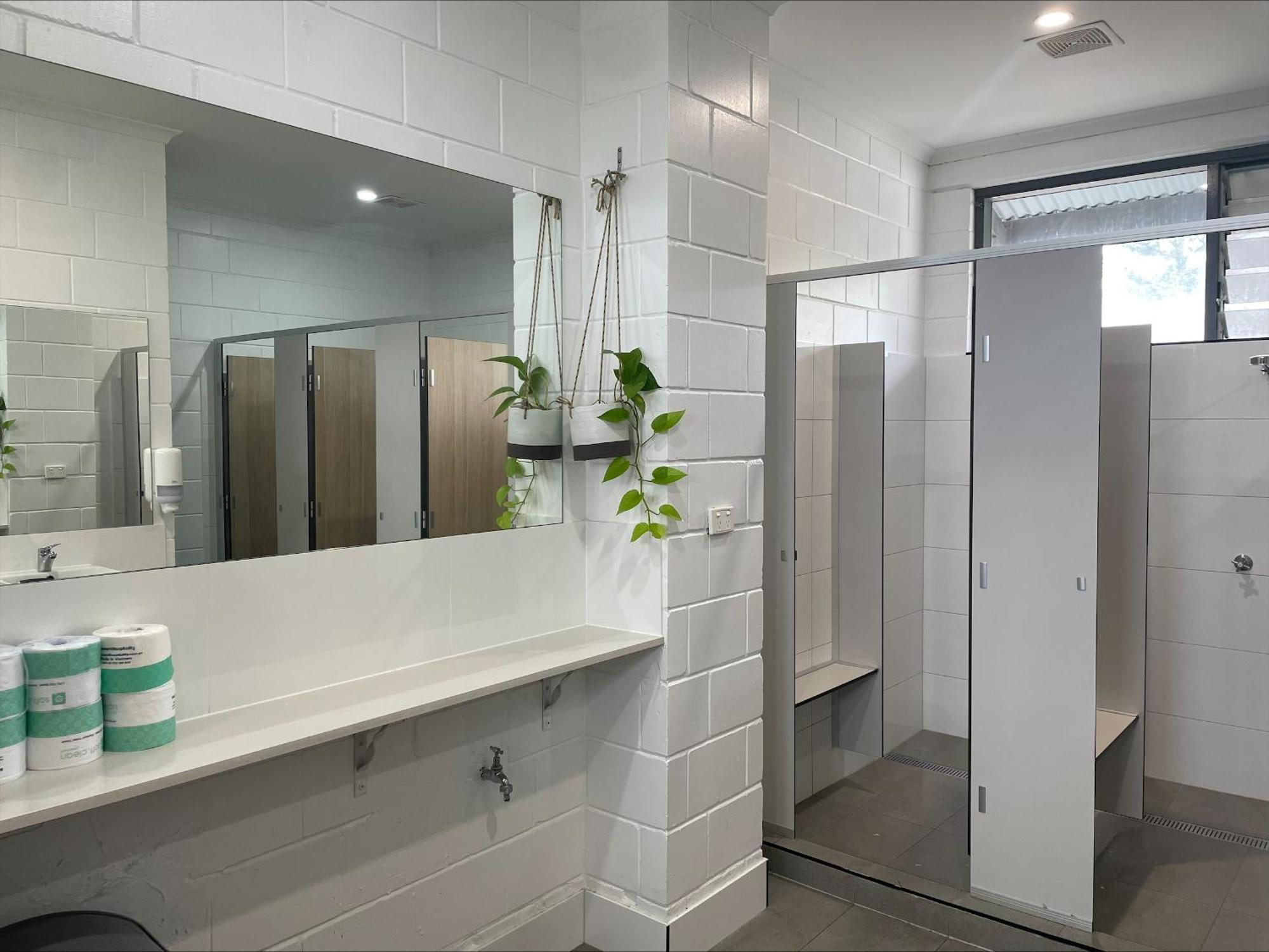 Yha Coolangatta Gold Coast Hostel Екстериор снимка