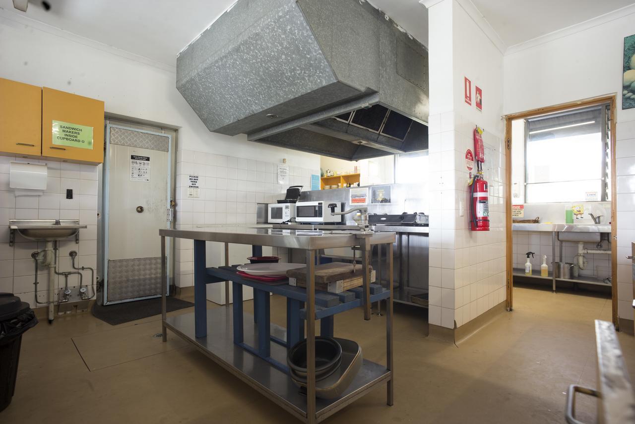 Yha Coolangatta Gold Coast Hostel Екстериор снимка