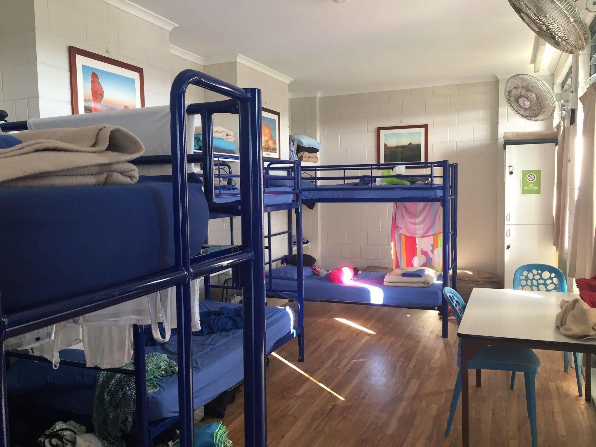 Yha Coolangatta Gold Coast Hostel Екстериор снимка